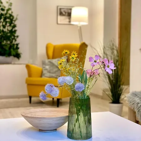 Bond Location Air Conditioned Apartamento