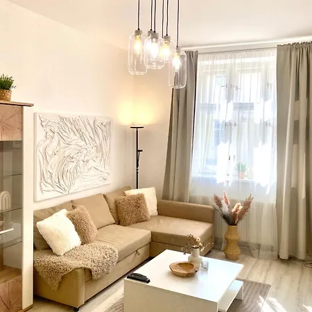 Bond Old Town Appartement