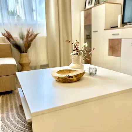 Bond Location Air Conditioned Apartamento