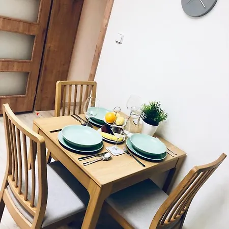 Apartment Bond Old Town