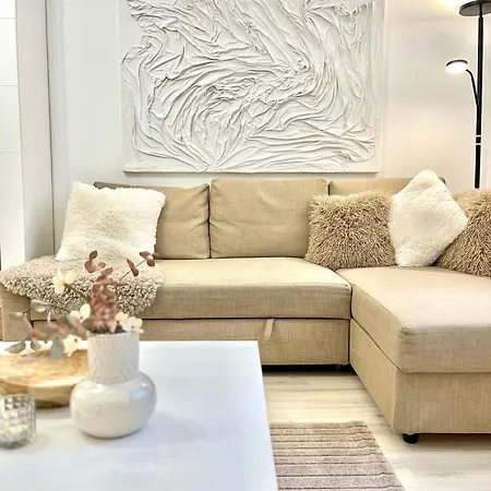 Apartament Bond Location Air Conditioned Bratysława