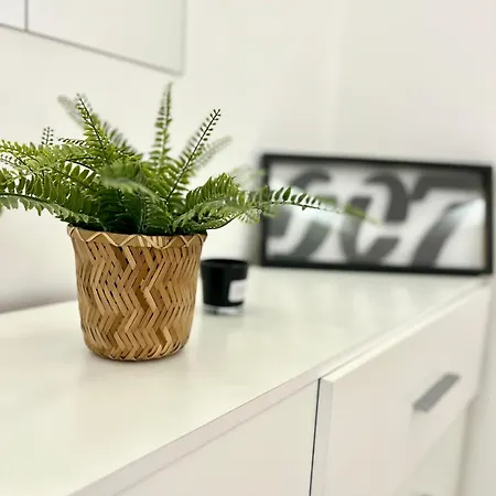 Bond Location Air Conditioned * Bratislava